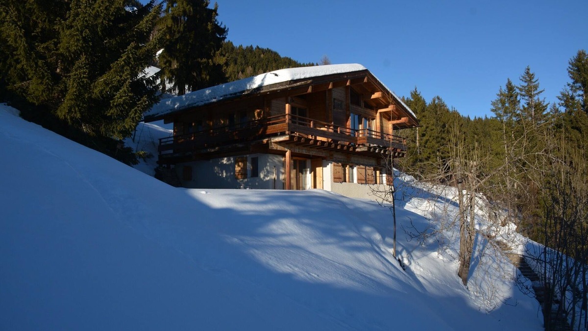 Anzere Ski Chalet | Family Chalet Anzère