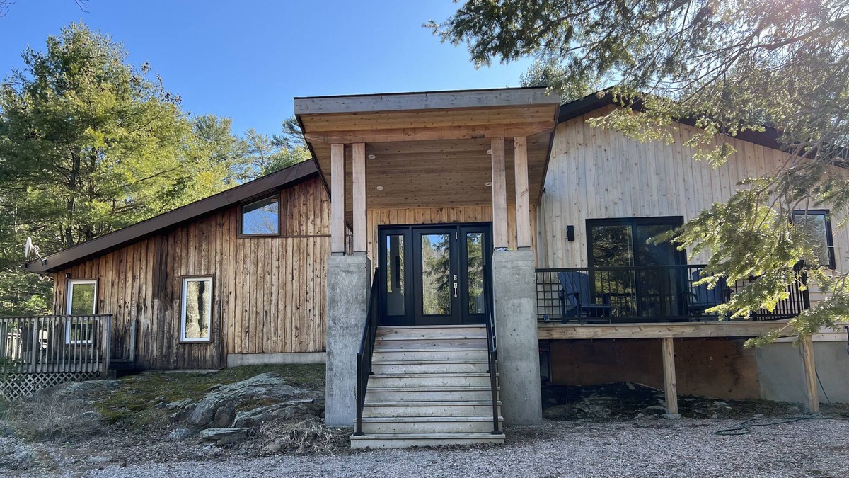 Otter Lake Cottage | Family cottage on beautiful Rankin Lake in Seguin, ON, 2 hrs from Toronto
