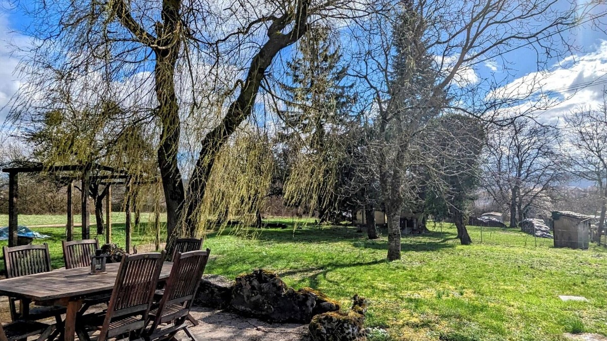 Hericourt Cottage | Family cottage with garden and parking in Héricourt, near Belfort