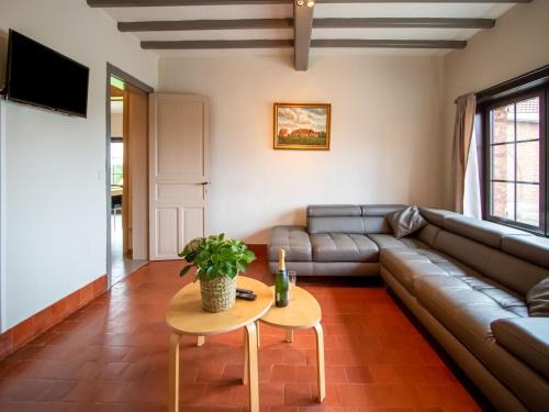 Le Bizet House | Family Farmhouse, Ploegsteert