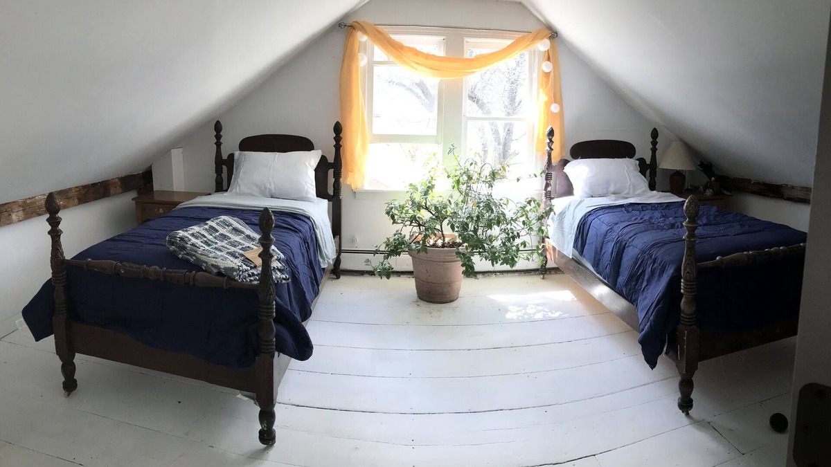 Rupert Other | Family Farmhouse Retreat