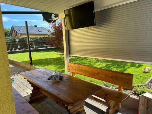 Zeltweg Apartment | Family Flair