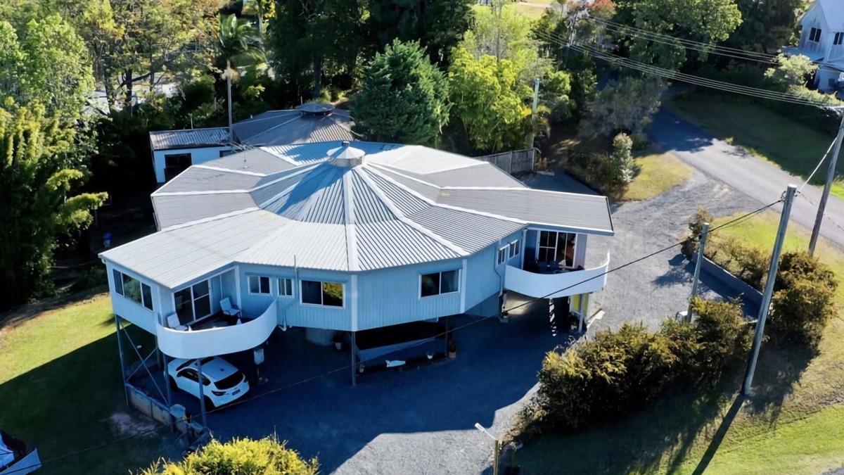 Eagle Heights House | Family & Friends Escape Tamborine Mountain