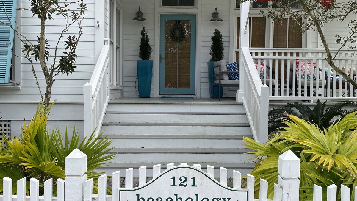 Sunnyside House | Family-friendly, across from the family pool/park. Steps from the beach
