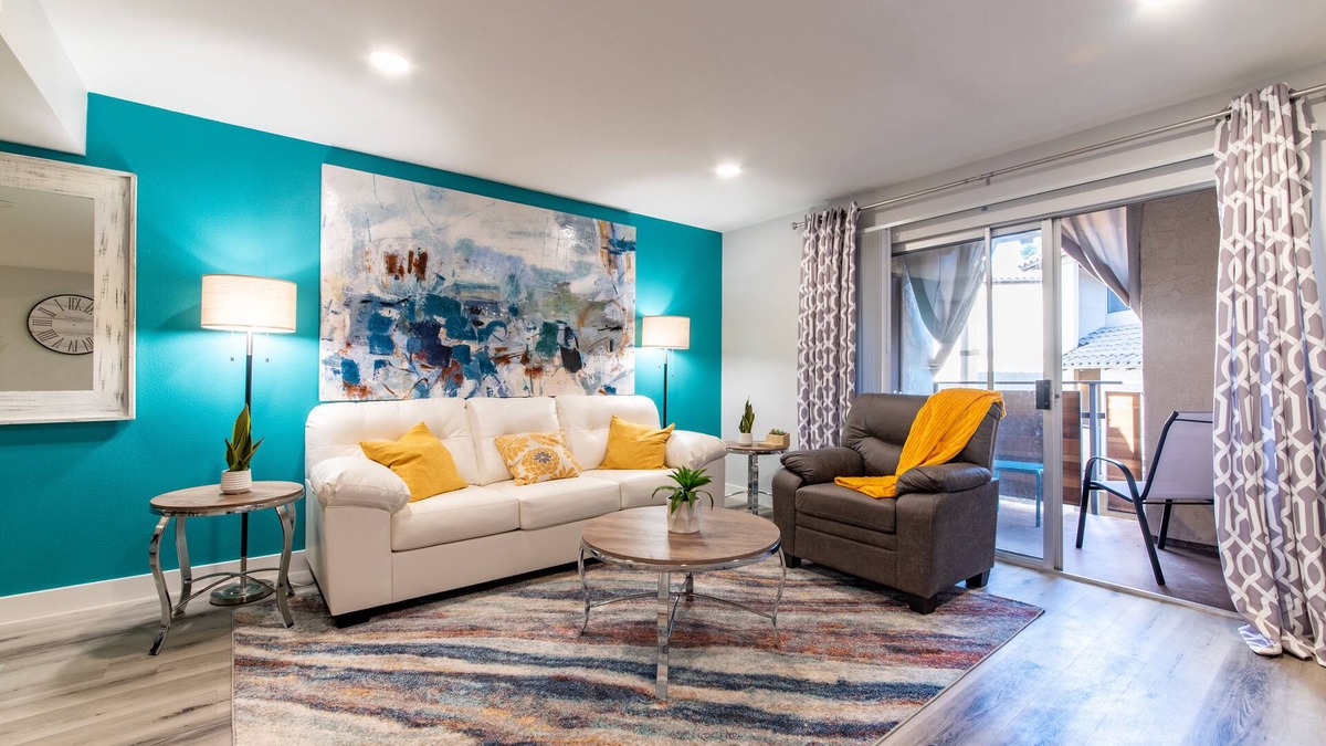 Westlake Village Apartment | Family friendly in the heart of Westlake Village! King beds, workstation,printer