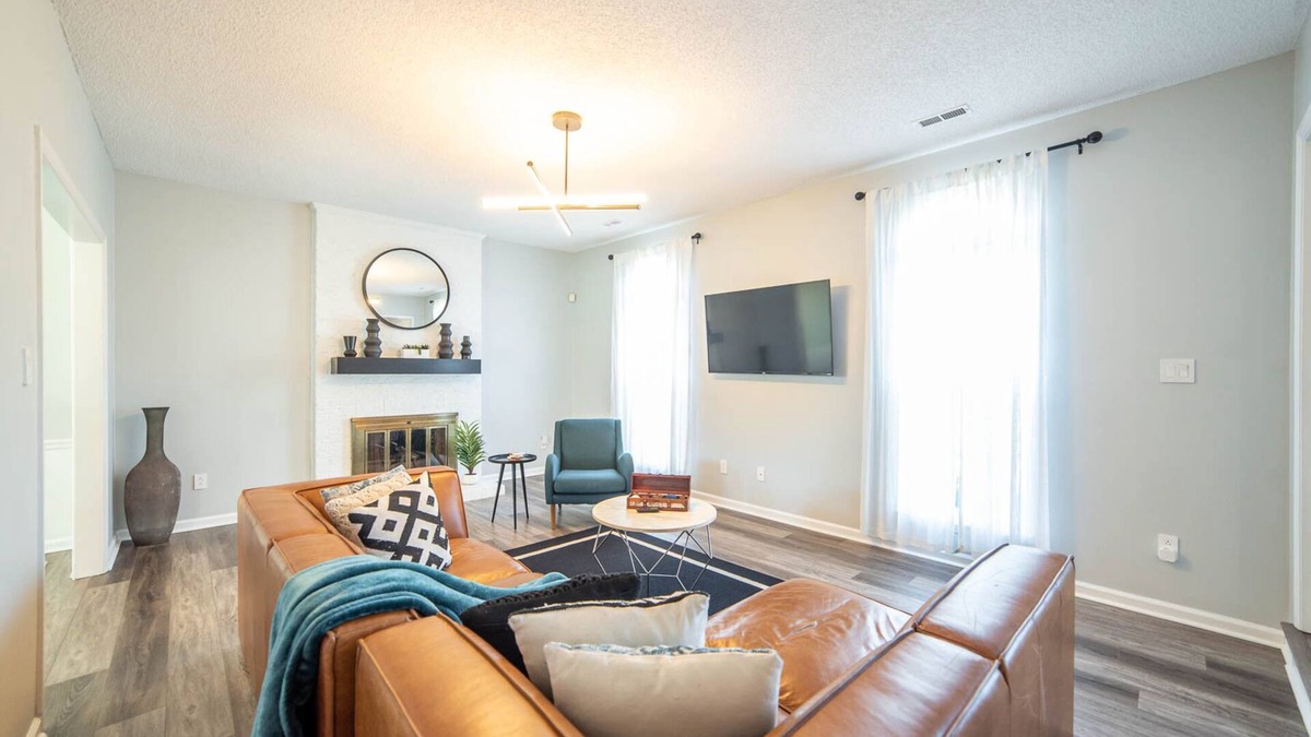 Charlotte House | Family-Friendly, 4BR Home w/Backyard by Mansion™
