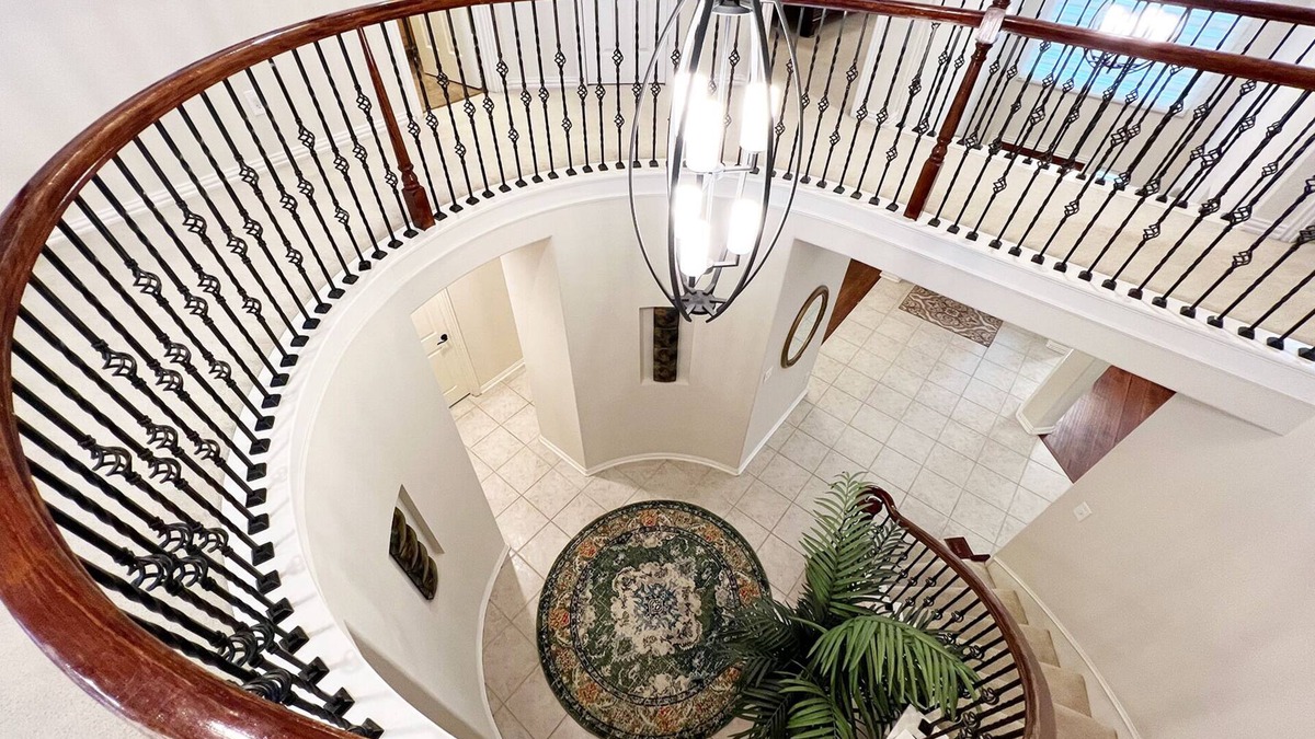 Allen House | Family Friendly 5-Bedroom w/Hot Tub and Game Room