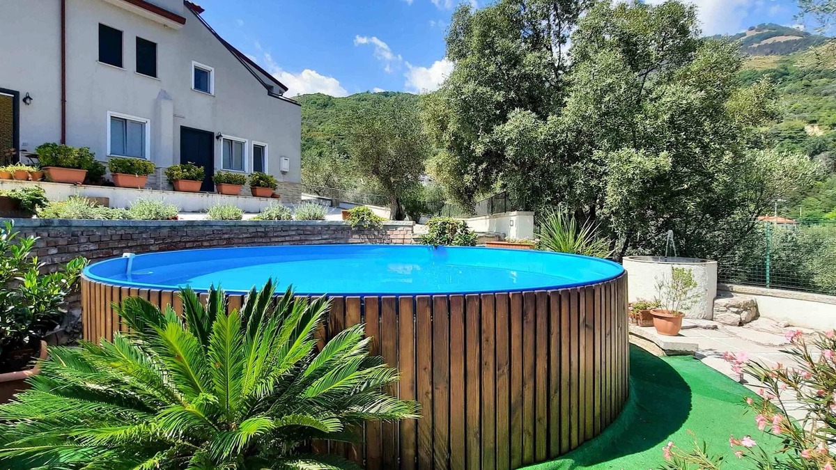 Caposele Apartment | Family-friendly apartment in villa with outdoor pool perfect to explore Campania