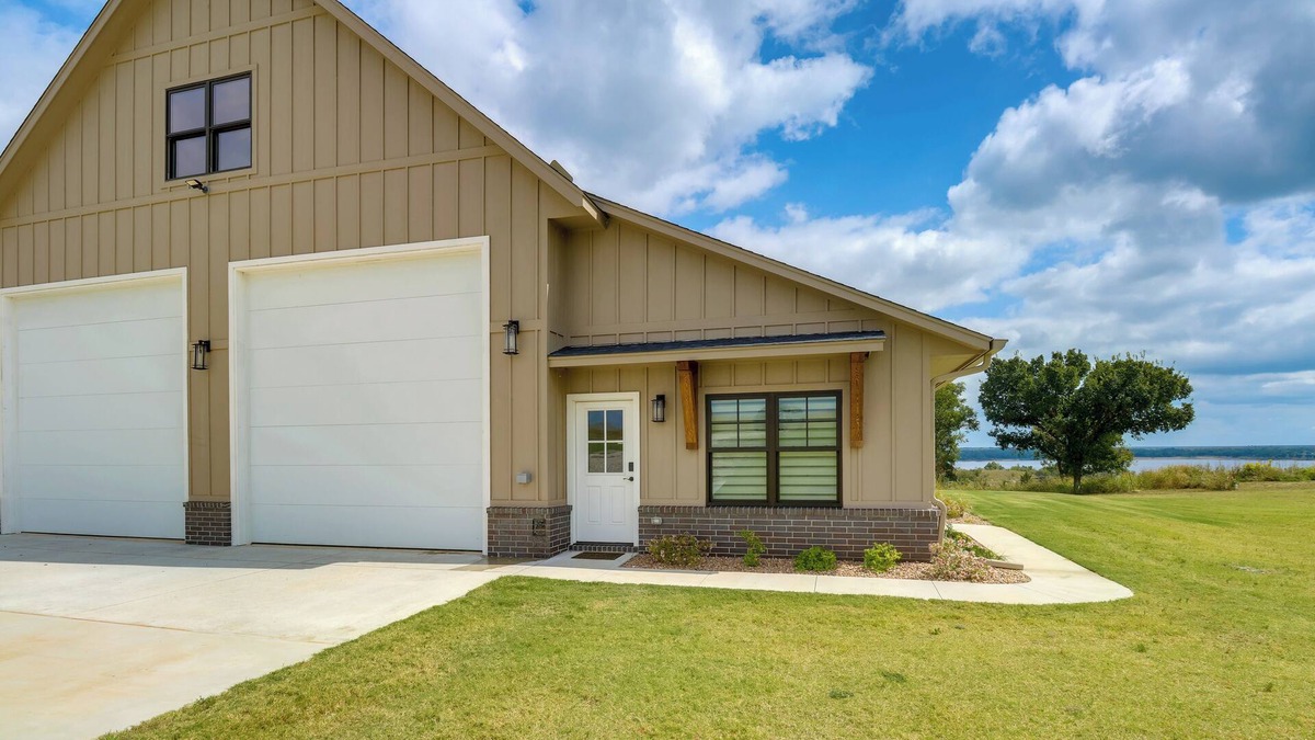 Ponca City Apartment | Family-Friendly Apt w/Lake Views in Ponca City!