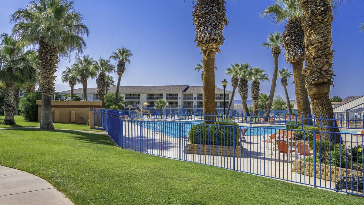 St. George Condo | Family Friendly Condo w/Shared Pools & Amenities