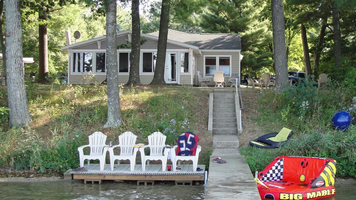 Wautoma Cottage | Family-Friendly Cottage on full recreation lake