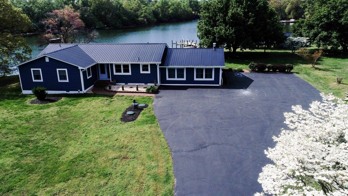Point Lookout House | FAMILY FRIENDLY CREEKSIDE GETAWAY - HIDEAWAY AND ENJOY THE FAMILY MOMENTS