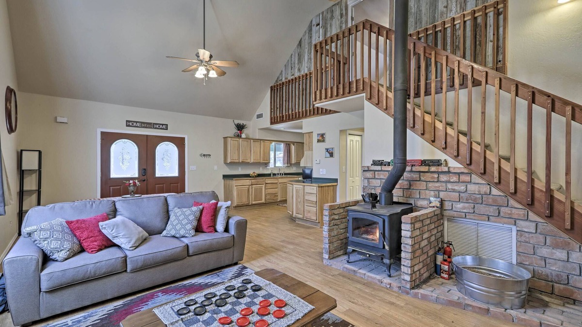 Flagstaff House | Family-Friendly Forested Home w/Snow Play Area!