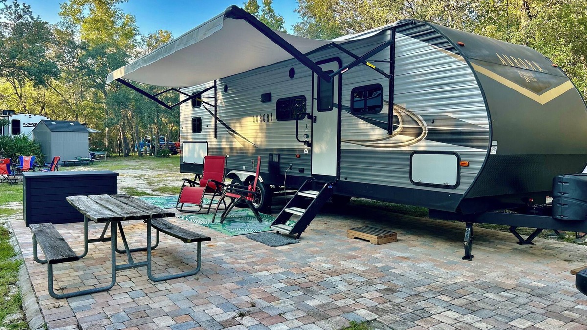 Lecanto House | Family Friendly Glamping in Crystal River