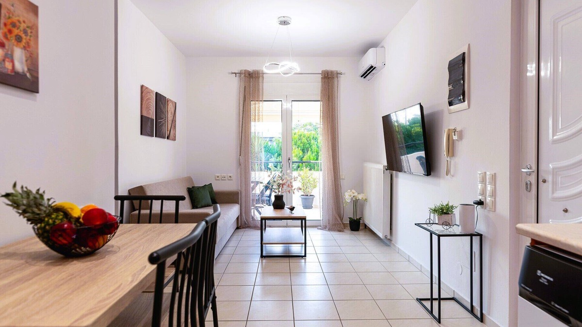 Nea Alikarnassos Apartment | Family Friendly Luxury Apartment