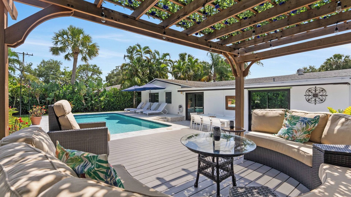 Boynton Beach House | Family Friendly - Heated Pool - Near Beach + Dining