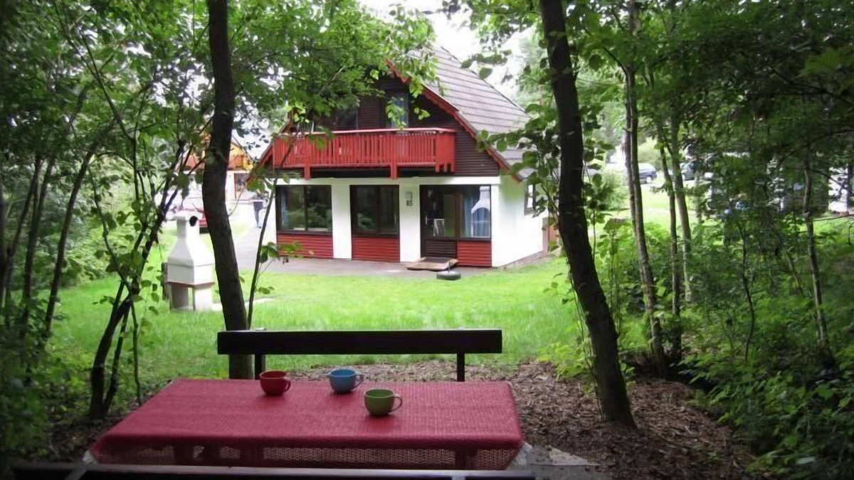 Feriendorf Silbersee House | Family-friendly holiday home with fireplace