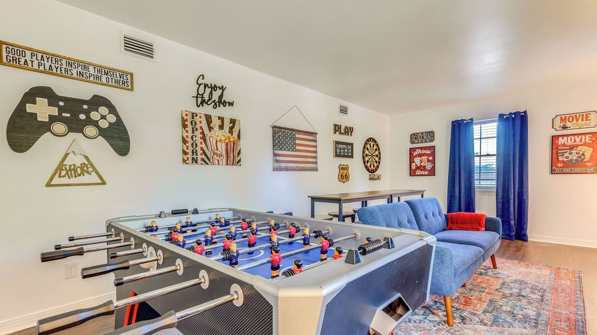 Mobile House | Family-Friendly Home: 6 Mi to Downtown Mobile!