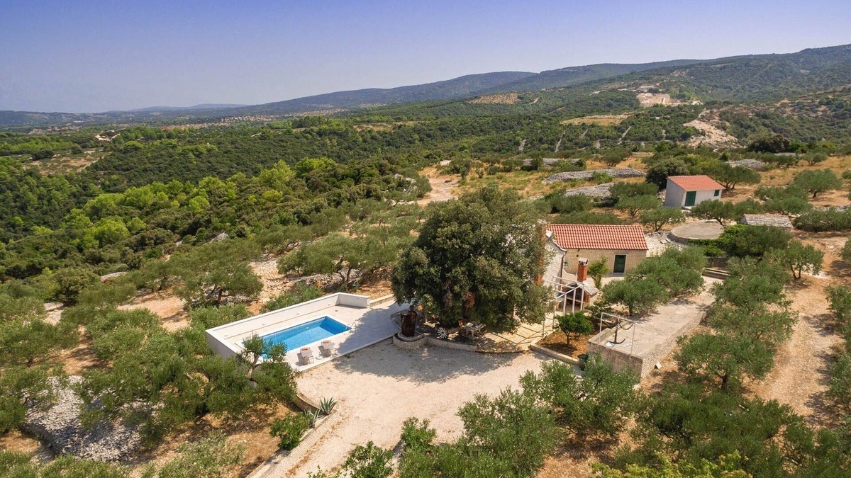 Praznica House | Family friendly house with a swimming pool Pučišća, Brač (K-21243)