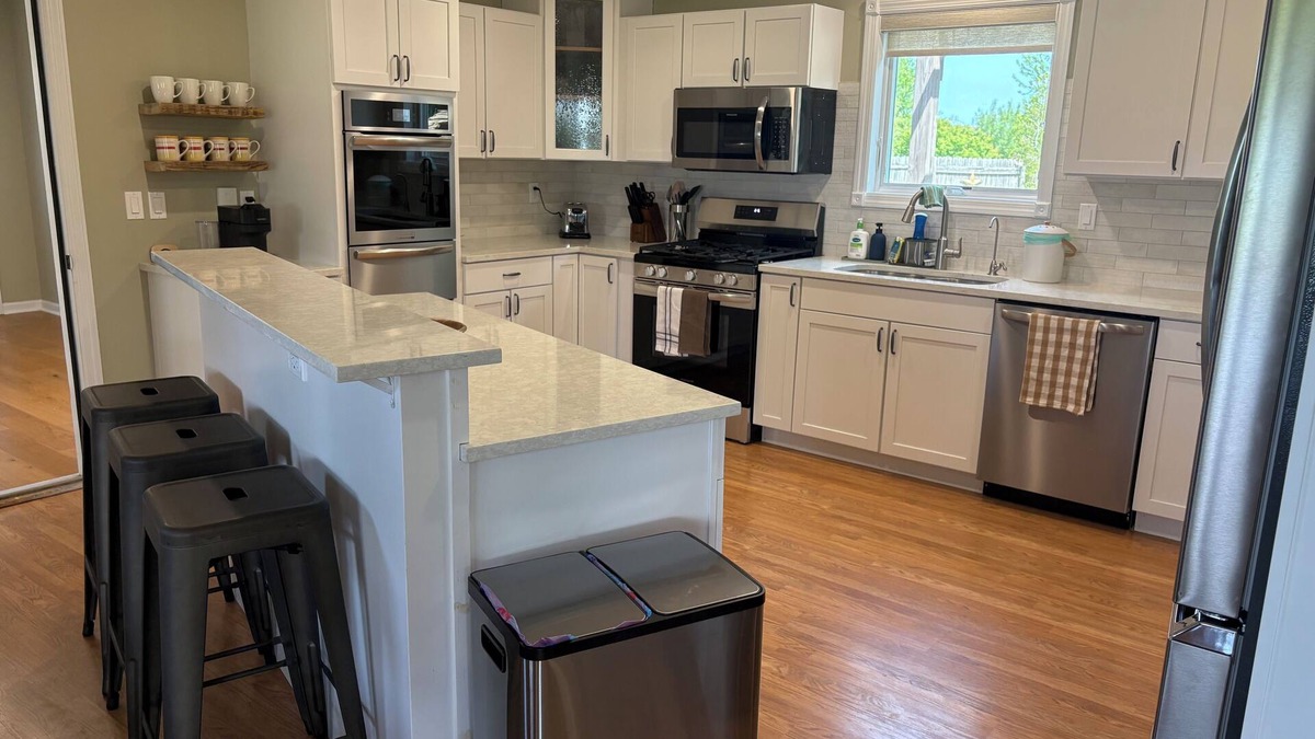 Alburg House | Family-Friendly Lake Champlain Retreat with Lake Access and New Hot Tub