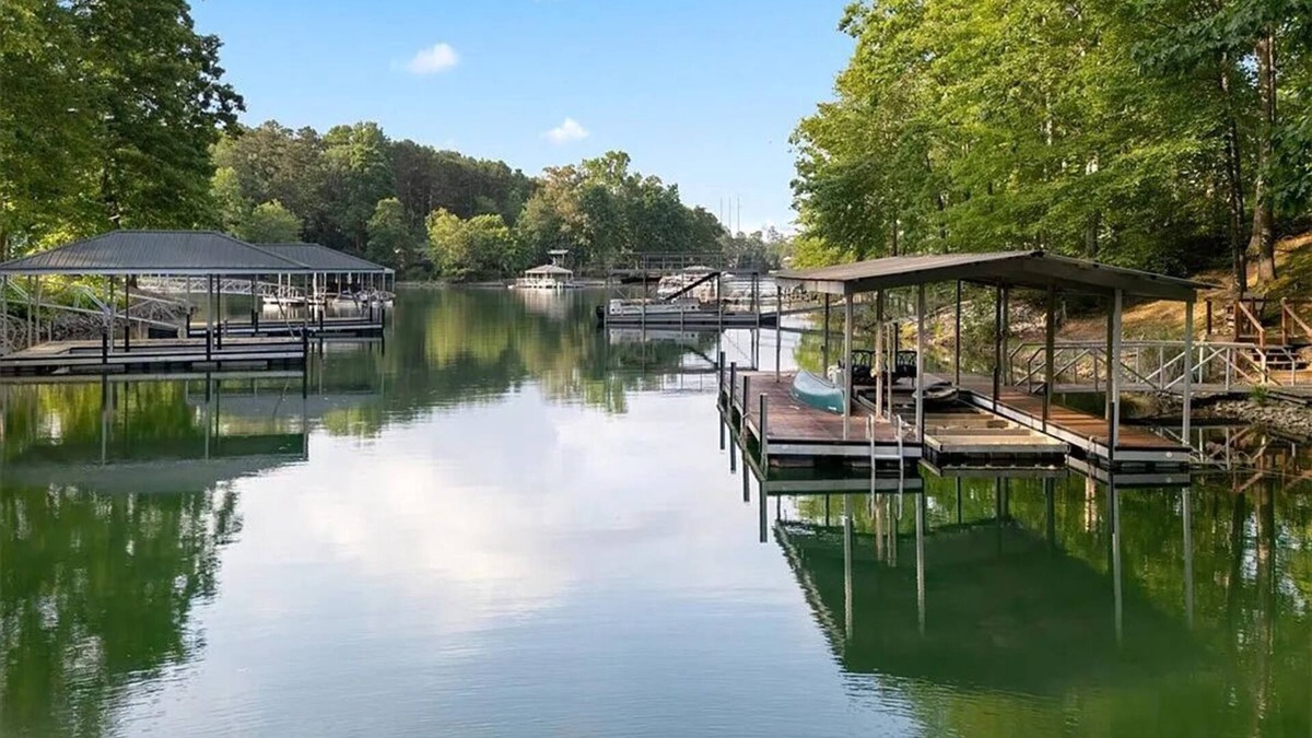 Saxony Forest House | Family-Friendly Lake Keowee Retreat with Private Dock & Water Views - Sleeps 15