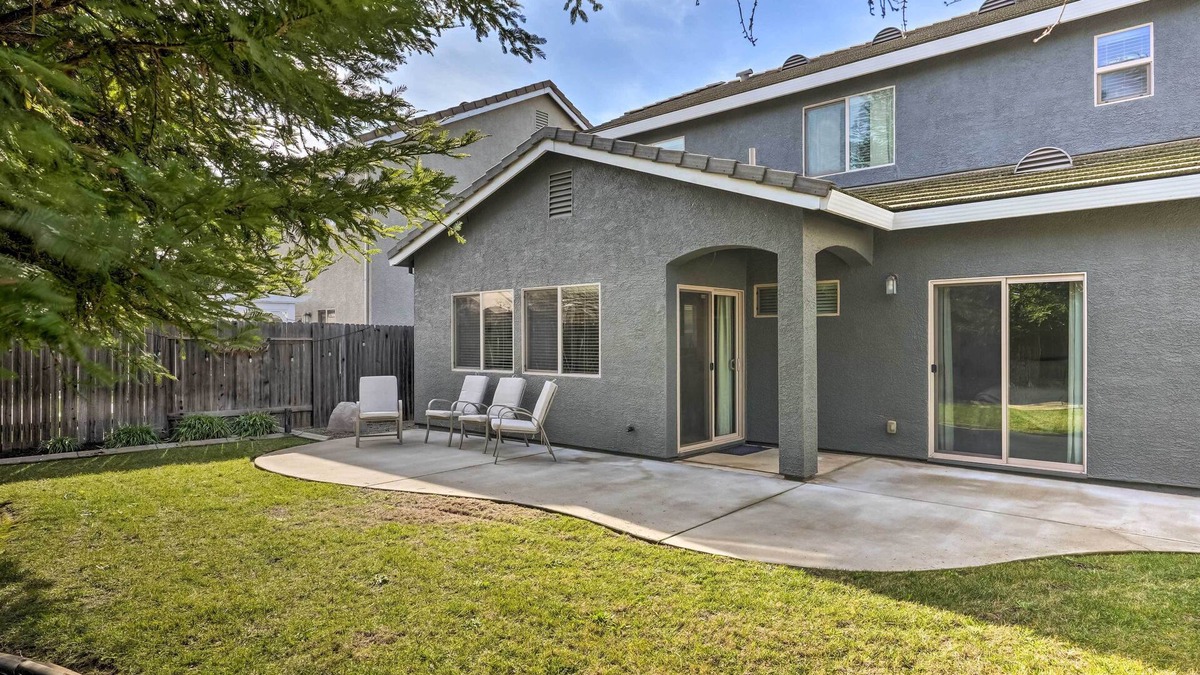 Lincoln House | Family-Friendly Lincoln Home: 8 Mi to Casino!
