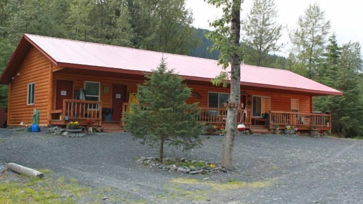 Bear Creek House | Family-Friendly Lodging (rent 3 bedroom house)