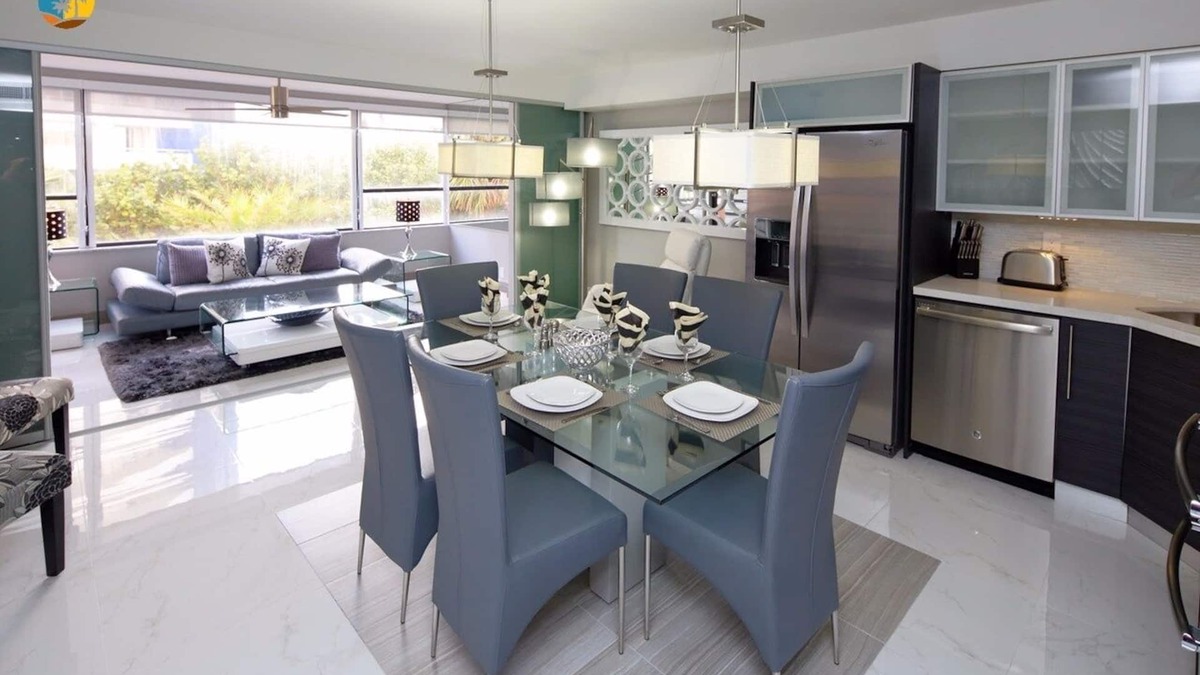 La Gorce Apartment | Family Friendly Modern Beachfront Apartment - 519