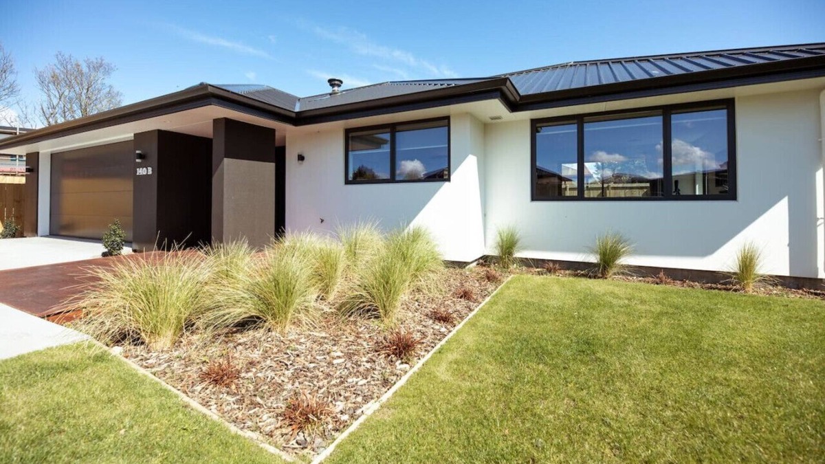 Methven House | Family Friendly on Forest! Amazing Location