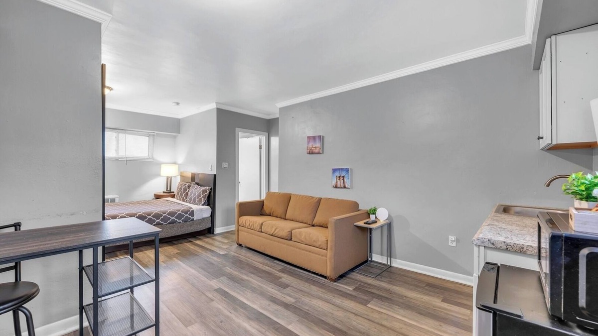 Riverview Apartment | Family-friendly Room for 4 High-speed Wi-fi !