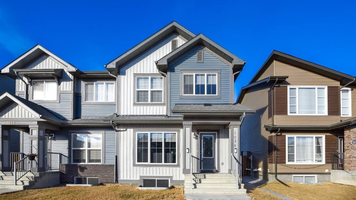 Northwest Calgary House | Family Friendly suite with close by amenities | 14mins to YYC | 20mins DT