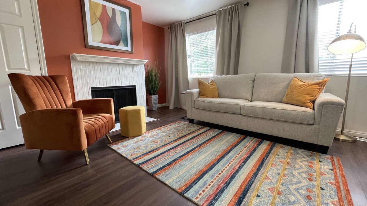 Canyon Rim House | Family Friendly | Skiers Welcome | Sleeps 11 | Washer/Dryer | Smart TVs | Garage