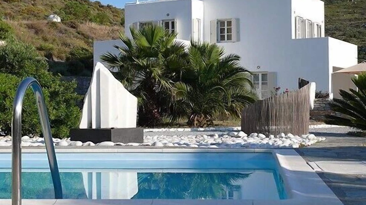 Engarai Villa | Family-friendly villa (120 sqm) with pool, sauna, large garden