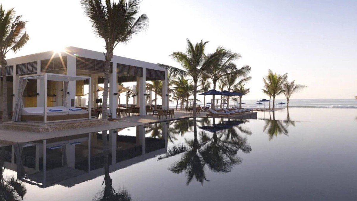 Salalah Hotel | Family Friendly Villa! 2 Luxury Units with Pool, Spa, Gym & Free Parking!