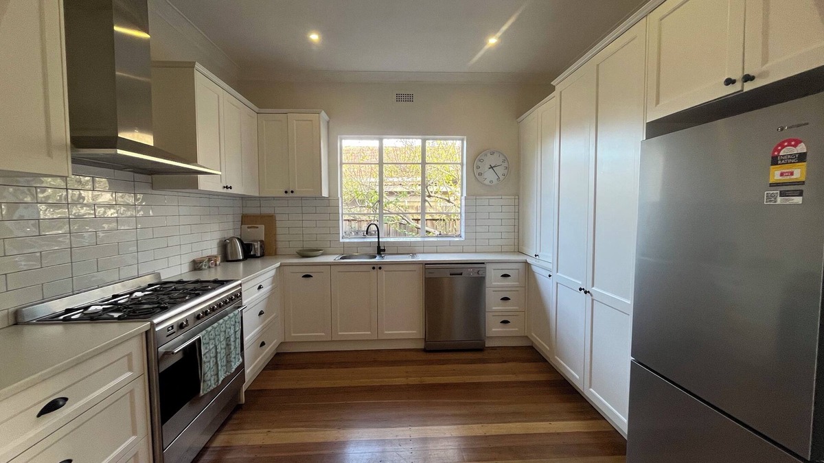 Yarraville House | Family friendly Yarraville