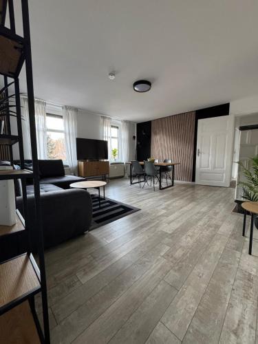 Cottbus Apartment | Family & Friends Apartment