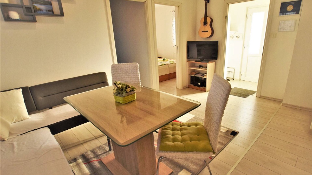 Otocac Apartment | Family friendy apartment near the river and mountains