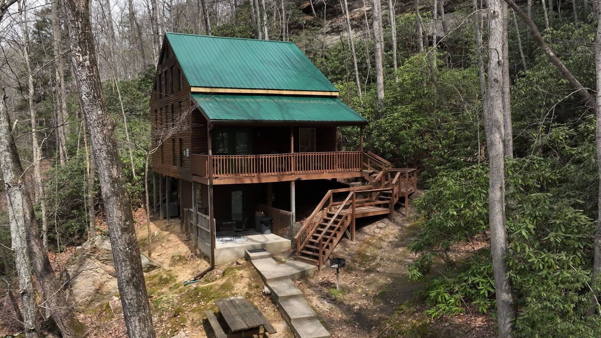 Stanton Cabin | Family Fun Along The Ridge!