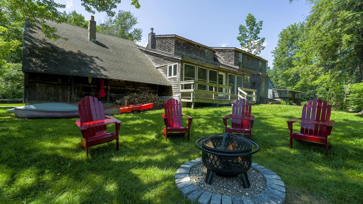 Richmond House | Family Fun in The Berkshires at Beautiful Hygge House