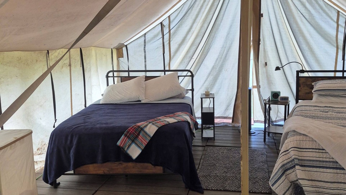 Douglas County RV Rental | Family Glamping Tent in Relaxing Campground in West Omaha