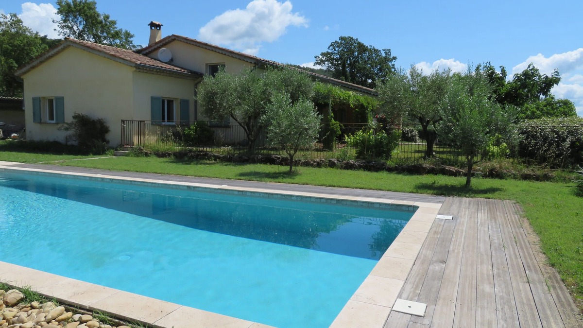 Figanieres House | Family home, air-conditioned first floor, private pool in the Var hinterland.
