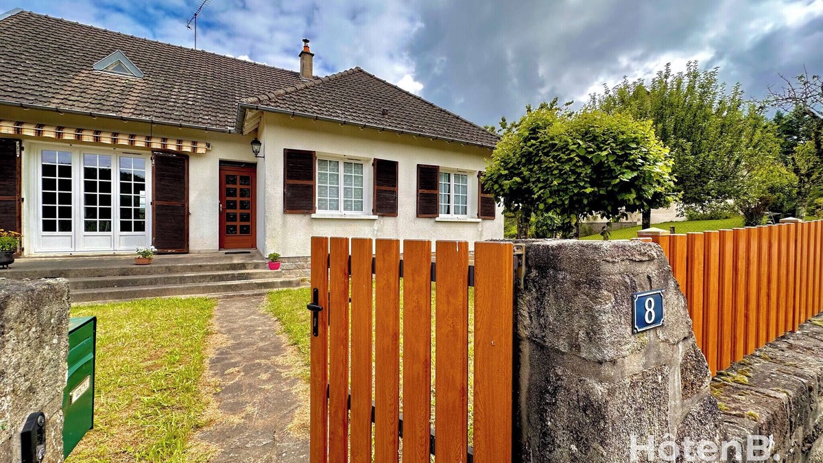 Eymoutiers House | Family Home and Nature in Eymoutiers
