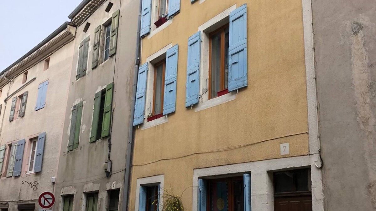 Die House | Family home in Die town center (sleeps 10, including 3 double beds).