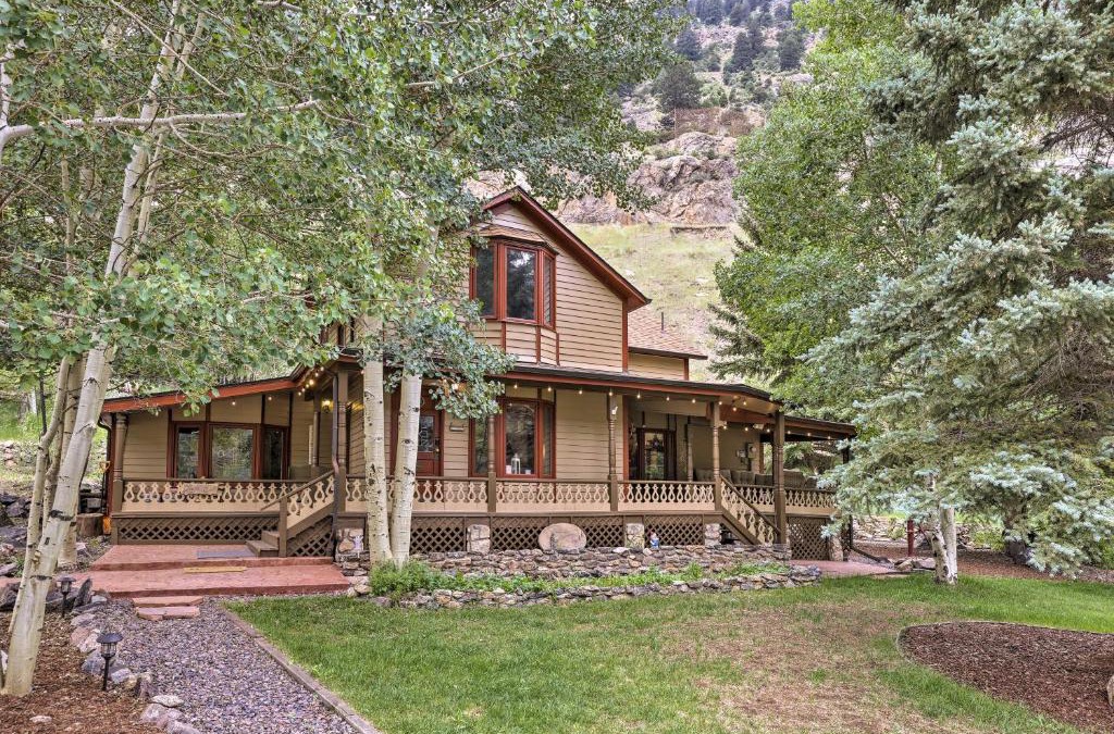 Historic District House | Family Home in Georgetown Walk to Town and Railroad