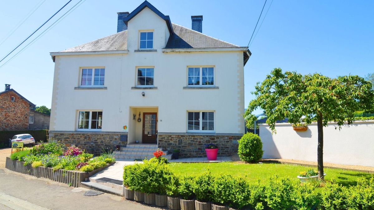 Tillet House | Family Home in Sainte ode
