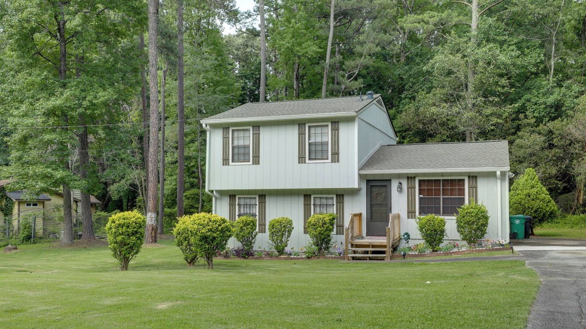 Lithonia House | Family Home Near Panola Mountain State Park!