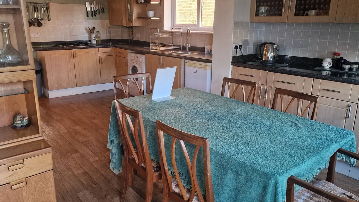 Herne Bay House | Family Home Three bed House Near the Beach