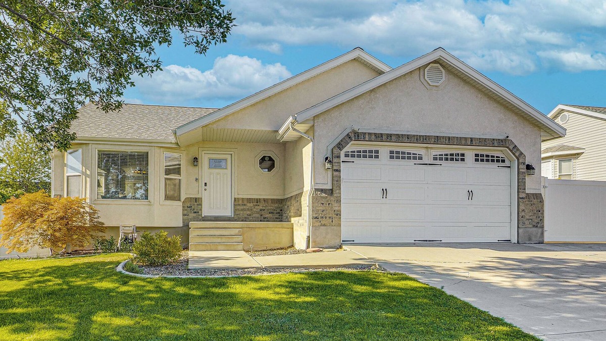 Herriman House | Family Home w/Fenced Yard Between Provo & SLC!