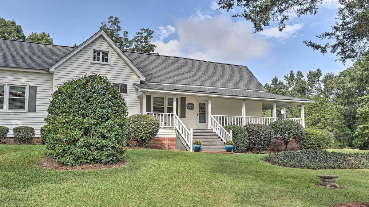 Lexington House | Family Home w/Fire Pit, 2 Mi to Lake Access