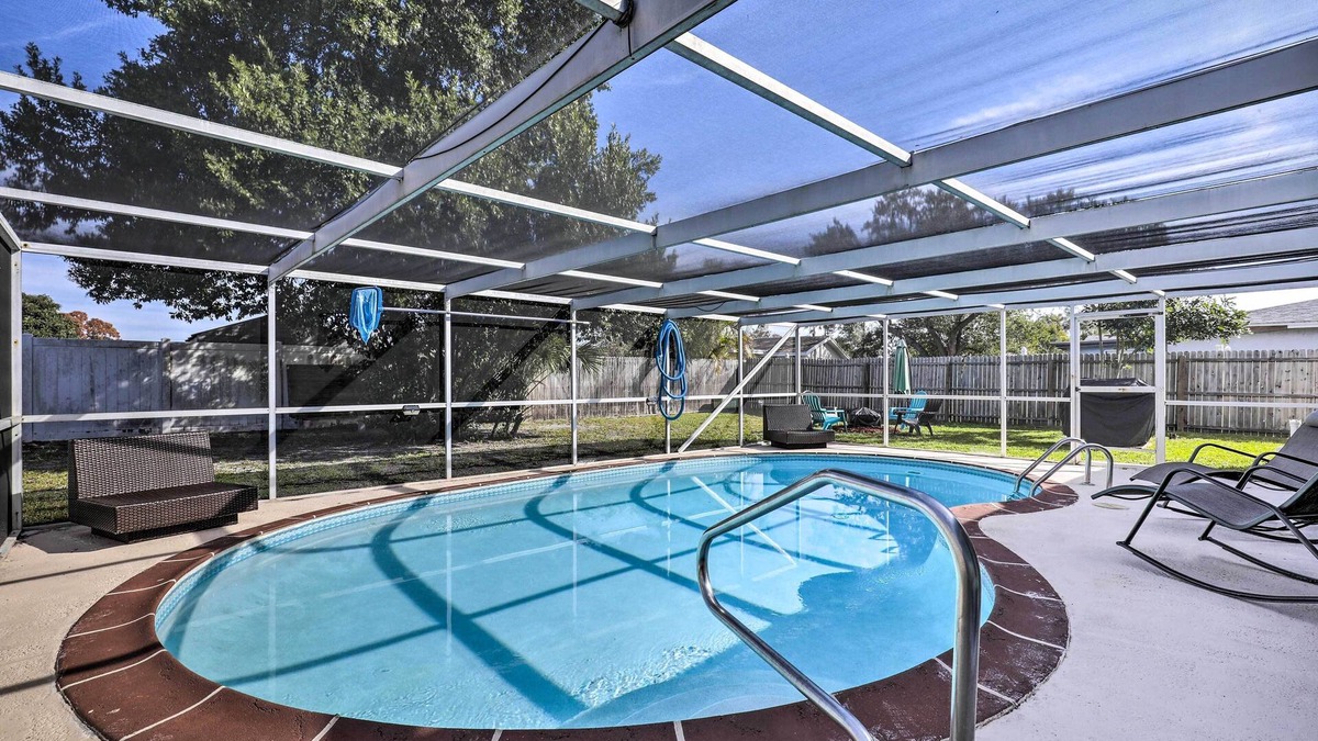 Regency Park House | Family Home w/Lanai & Yard in Port Richey!